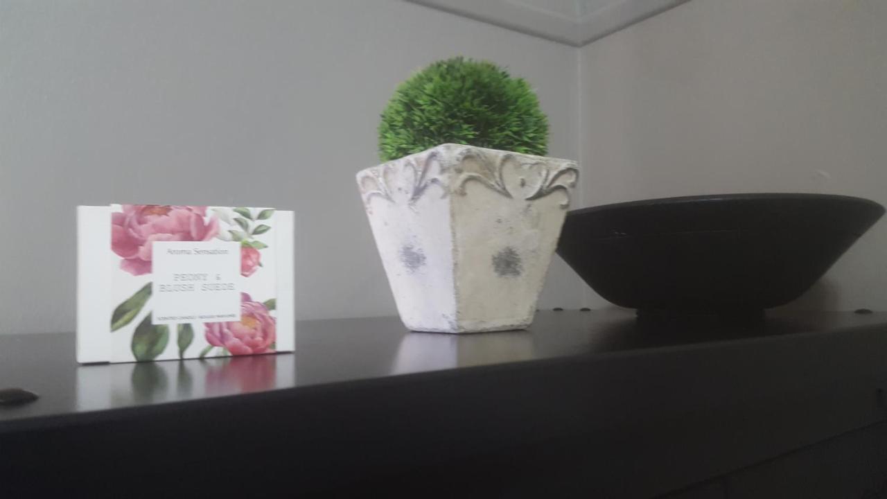 Peony Luxury Room With Wifi And Own Entrance สเตลเลนบอช ภายนอก รูปภาพ